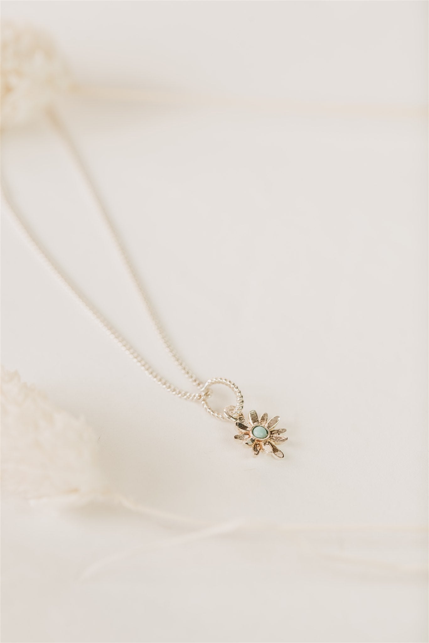 Daisy Necklace