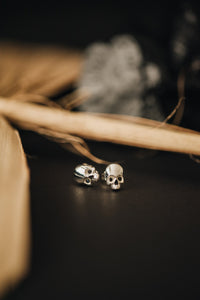 Stoned Skull Studs